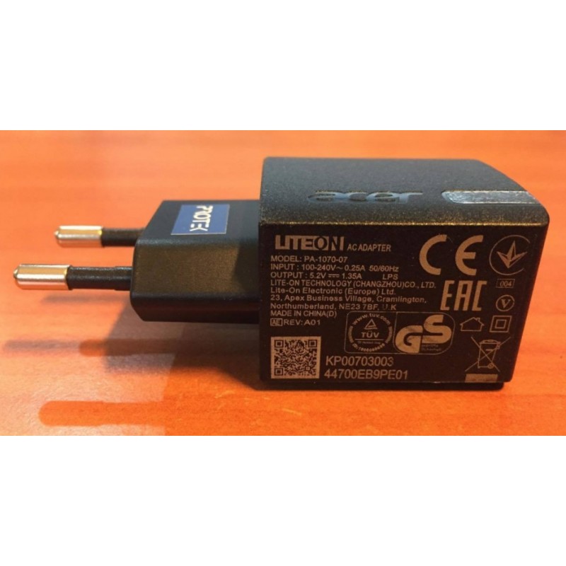 Chargeur alimentation pour tablette ADP-10HW 5.35V-2A (Noir)