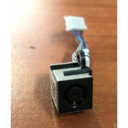 DC power jack laptop portable Dell Inspiron 5720 DD0R09AD000