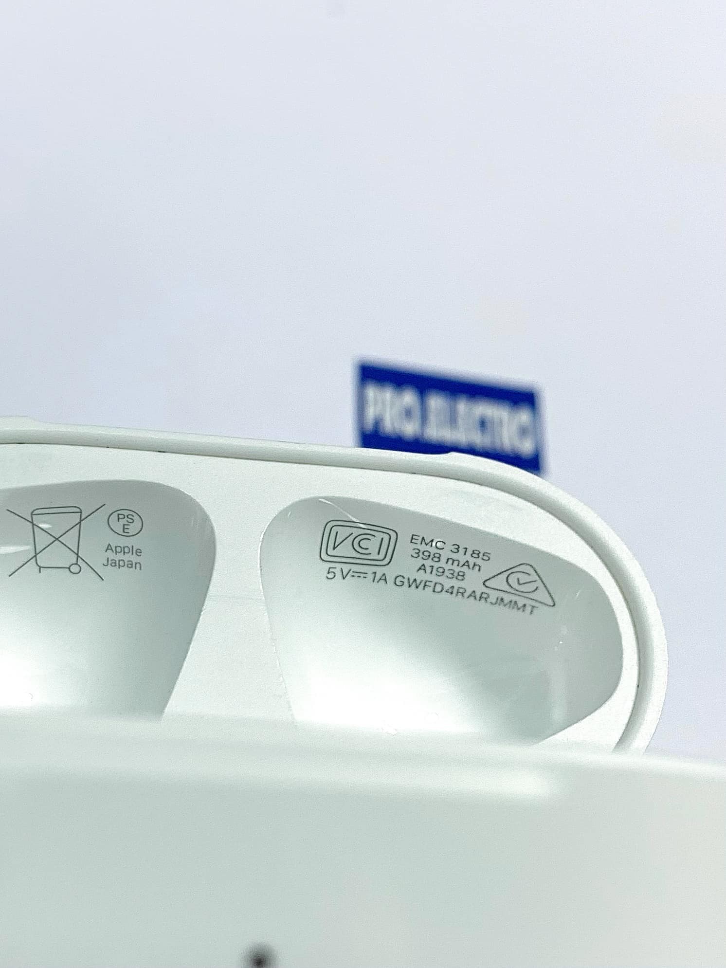 Original:Battery boitier APPLE Airpods 2ème A1938 EMC 3185 - Parfait état - 第 7/10 張圖片