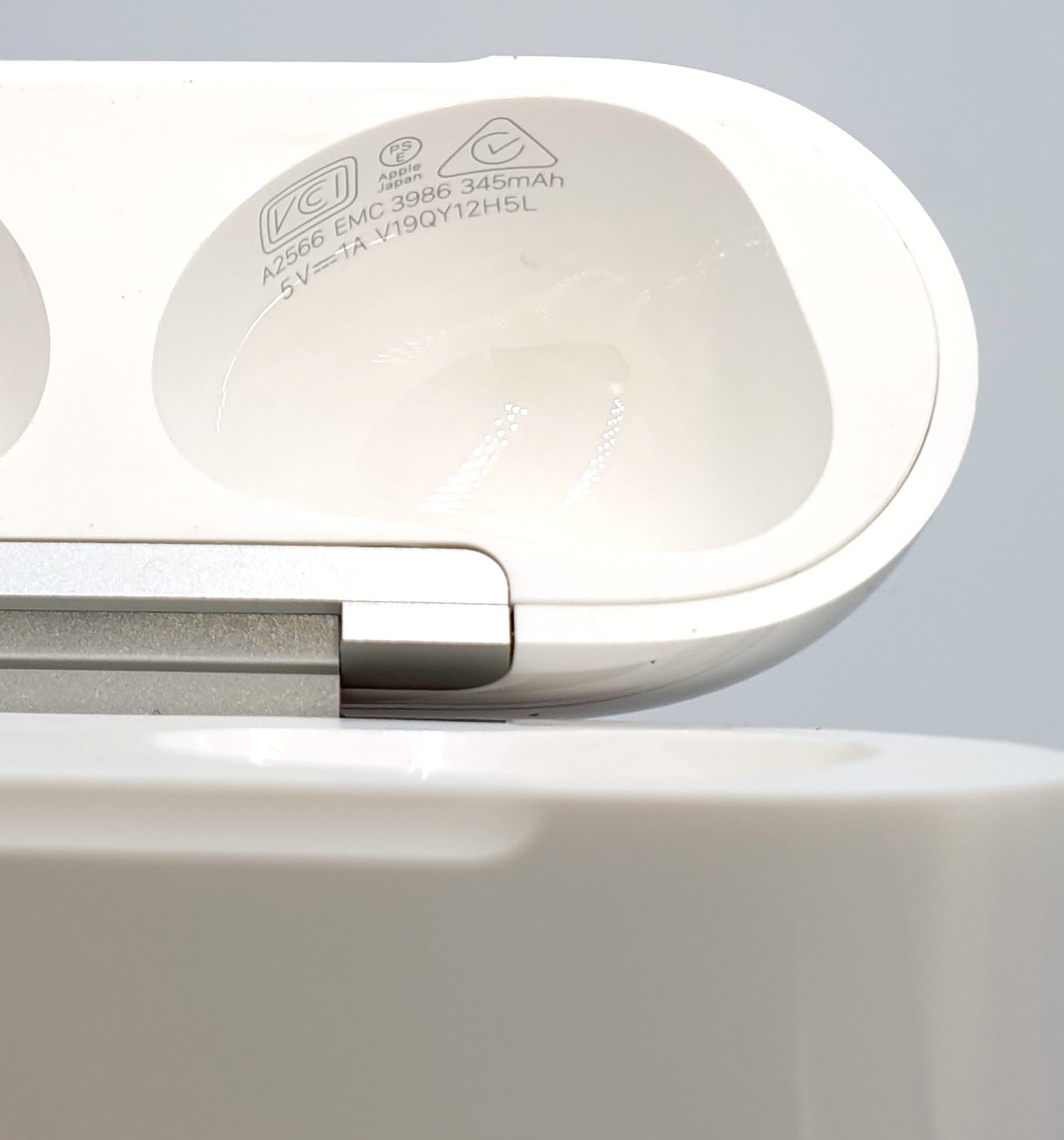 Original:Batterie boitier charge Apple AirPods 2021 A2566 3e EMC 3986 - Photo 3 sur 3